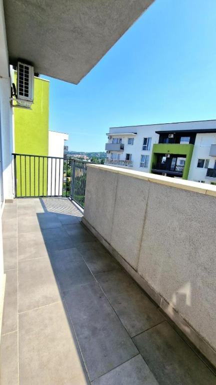 Cozy Apartment Prima Nufarul Nagyvárad Kültér fotó